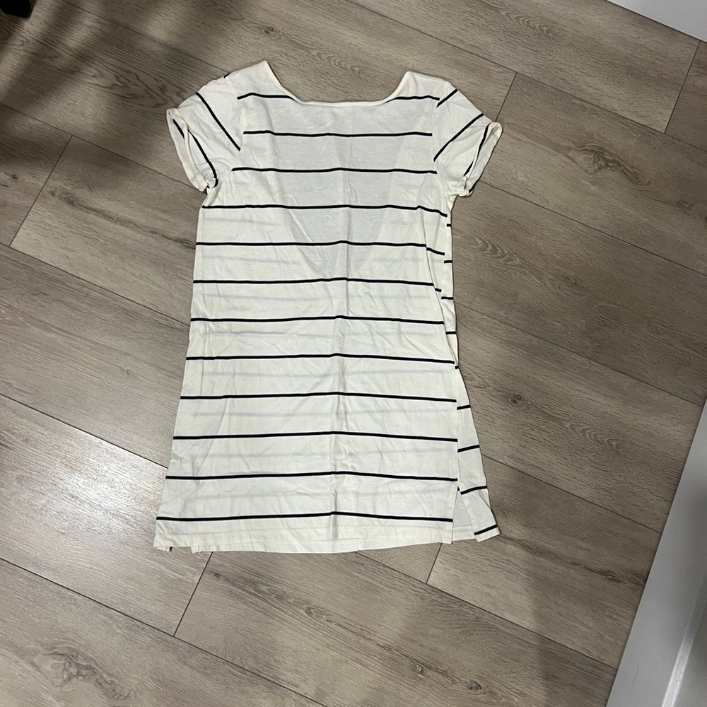 Billabong Striped White and Black T-Shirt Dress